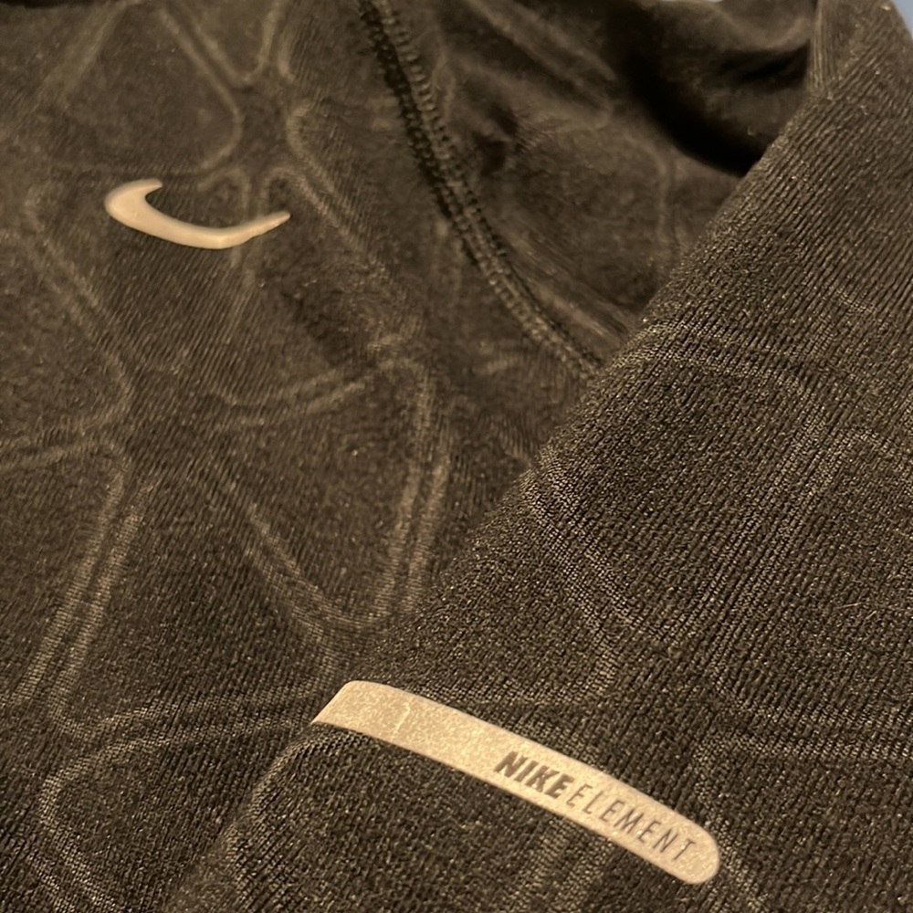 Women’s Nike XL sweater - Picture 3 of 4